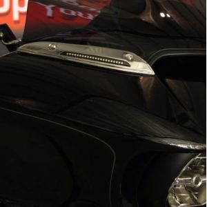 Alternative view of Custom Dynamics Windshield Trim for '15 UP Road Glide®