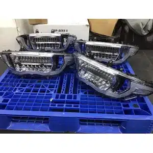 USED-Harley-Davidson Road Glide OEM LED Headlight Assembly FLTRX FLTRXSE 67700660